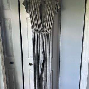 Women’s jumper with open back